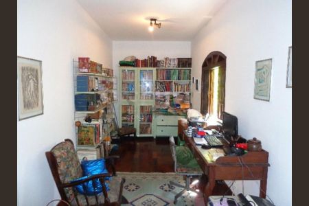 Casa à venda com 350m², 5 quartos e 3 vagas