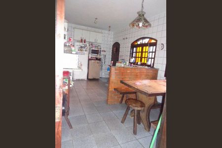 Casa à venda com 350m², 5 quartos e 3 vagas