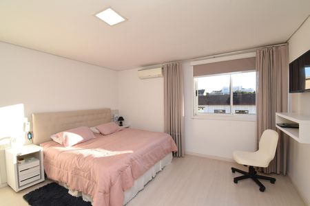Casa para alugar com 370m², 3 quartos e 4 vagasSuíte 3