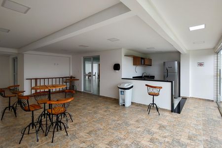 Apartamento para alugar com 79m², 2 quartos e 1 vaga Apartamento para alugar com 79m², 2 quartos e 1 vagaÁrea comum - Churrasqueira