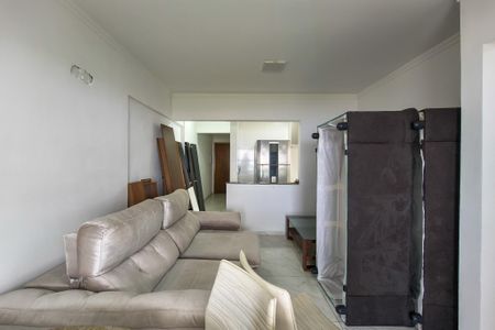Sala de apartamento para alugar com 2 quartos, 79m² em Guilhermina, Praia Grande