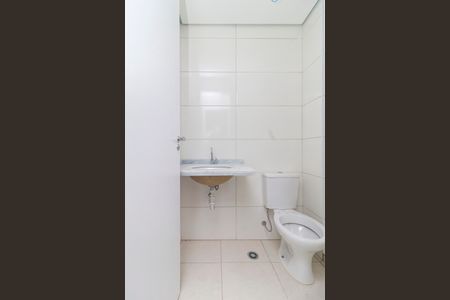 Apartamento à venda com 42m², 2 quartos e 1 vaga Apartamento à venda com 42m², 2 quartos e 1 vagaBanheiro