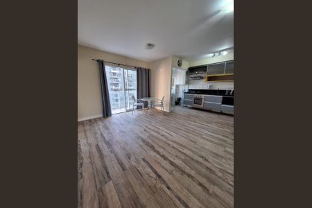 Foto 03 de apartamento à venda com 2 quartos, 65m² em Alphaville, Santana de Parnaíba