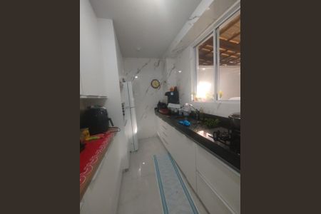 Apartamento à venda com 2 quartos, 92m² em Cabral, Contagem