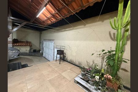 Casa à venda com 3 quartos, 85m² em Estrela Dalva, Contagem