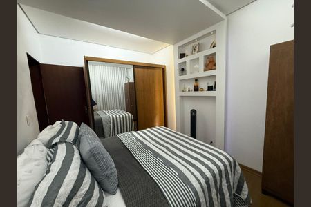 Casa à venda com 3 quartos, 85m² em Estrela Dalva, Contagem