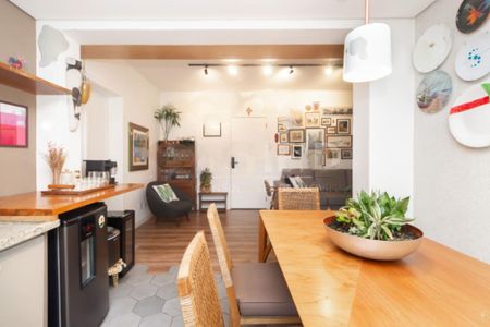 Apartamento à venda com 2 quartos, 76m² em Vila Suzana, São Paulo
