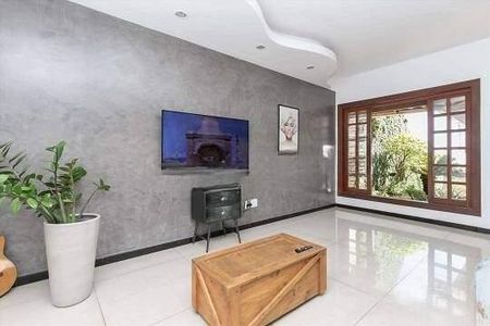 Casa à venda com 293m², 3 quartos e 4 vagas