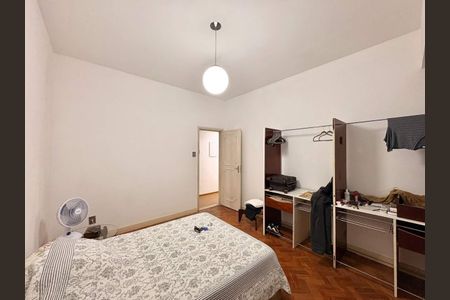 Apartamento à venda com 264m², 4 quartos e 2 vagas