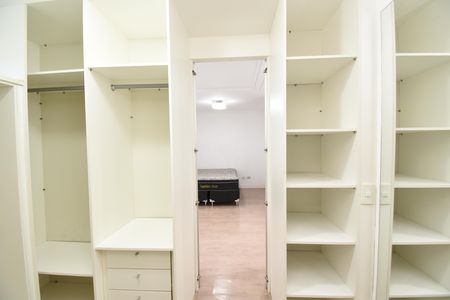 Casa para alugar com 370m², 3 quartos e 4 vagasSuíte 