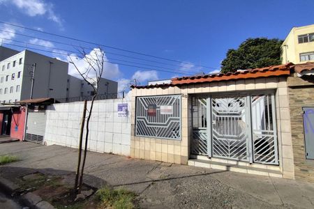 Apartamento para alugar com 51m², 2 quartos e 1 vaga Apartamento para alugar com 51m², 2 quartos e 1 vagaFachada
