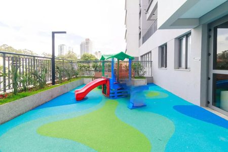 Apartamento à venda com 2 quartos, 50m² em Santo Amaro, São Paulo