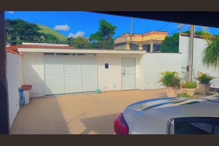 Casa à venda com 450m², 5 quartos e 4 vagasGaragem