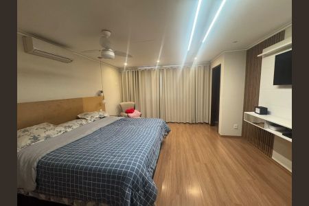 Quarto  de casa à venda com 5 quartos, 450m² em Campo Grande, Rio de Janeiro