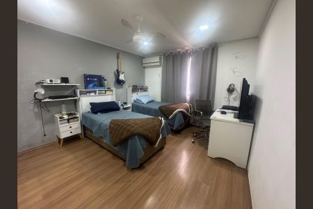 Quarto  de casa à venda com 5 quartos, 450m² em Campo Grande, Rio de Janeiro