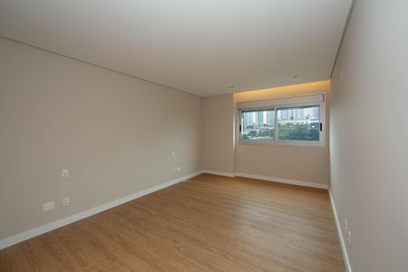 Apartamento para alugar com 242m², 4 quartos e 5 vagas Apartamento para alugar com 242m², 4 quartos e 5 vagasQUARTO4
