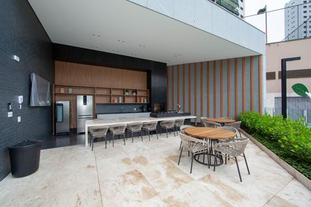 Apartamento para alugar com 242m², 4 quartos e 5 vagas Apartamento para alugar com 242m², 4 quartos e 5 vagasESPACO GOURMET
