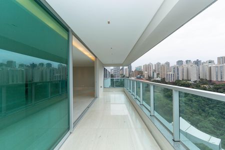 VARANDA de apartamento para alugar com 4 quartos, 242m² em Vale do Sereno, Nova Lima