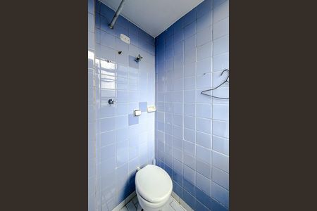 Apartamento à venda com 96m², 2 quartos e 1 vaga Apartamento à venda com 96m², 2 quartos e 1 vagaBanheiro de serviço