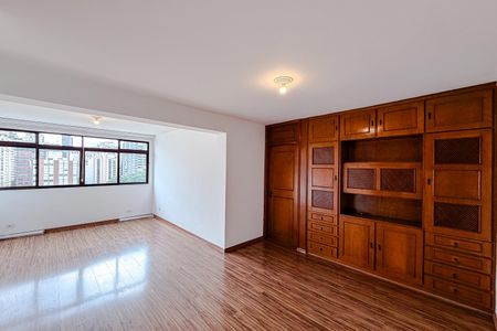 Apartamento à venda com 96m², 2 quartos e 1 vaga Apartamento à venda com 96m², 2 quartos e 1 vagaSala