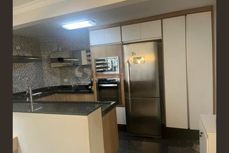 Casa à venda com 3 quartos, 150m² em Jardim Floresta, São Paulo