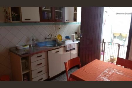 Casa à venda com 5 quartos, 147m² em Jardim Caravelas, São Paulo