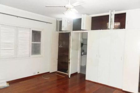 Casa à venda com 4 quartos, 255m² em Campo Grande, São Paulo