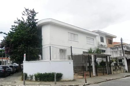 Casa à venda com 4 quartos, 255m² em Campo Grande, São Paulo