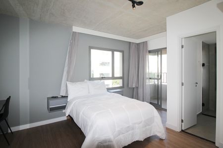Studio para alugar com 31m², 1 quarto e sem vaga Studio para alugar com 31m², 1 quarto e sem vagaSuíte