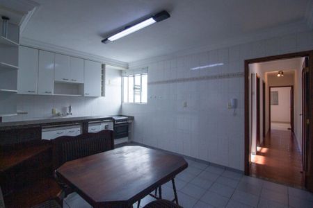Apartamento para alugar com 134m², 2 quartos e 2 vagas Apartamento para alugar com 134m², 2 quartos e 2 vagasCozinha