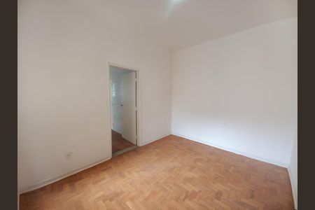 Apartamento à venda com 125m², 2 quartos e 1 vaga Apartamento à venda com 125m², 2 quartos e 1 vagaSala de Jantar