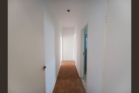 Apartamento à venda com 125m², 2 quartos e 1 vaga Apartamento à venda com 125m², 2 quartos e 1 vagaCorredor - Quartos e banheiro