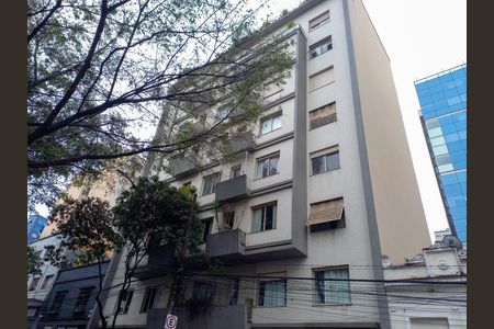 Apartamento à venda com 125m², 2 quartos e 1 vaga Apartamento à venda com 125m², 2 quartos e 1 vagaFachada do Prédio