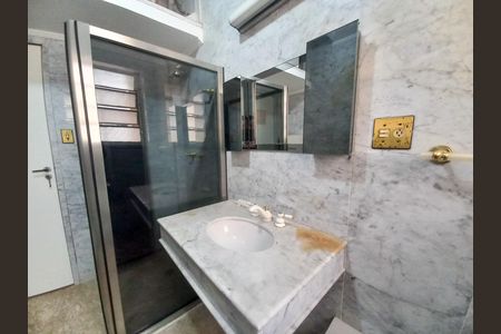 Apartamento à venda com 125m², 2 quartos e 1 vaga Apartamento à venda com 125m², 2 quartos e 1 vagaBanheiro 1