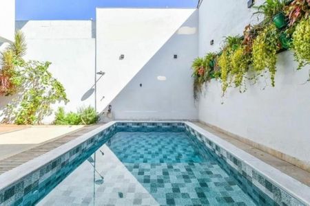 Casa à venda com 4 quartos, 240m² em Santo Amaro, São Paulo
