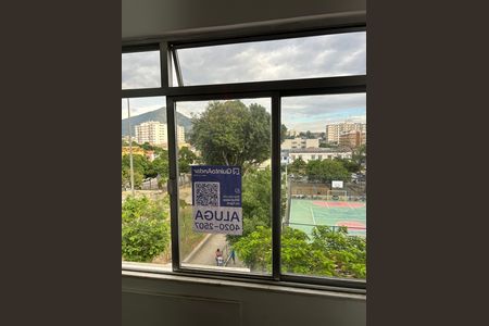 Apartamento para alugar com 90m², 2 quartos e 1 vaga Apartamento para alugar com 90m², 2 quartos e 1 vagaPlaca