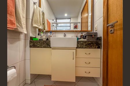 Apartamento à venda com 60m², 2 quartos e 1 vaga