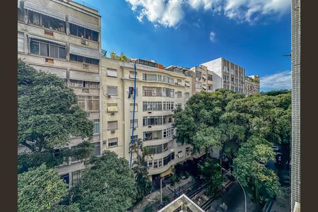Apartamento à venda com 60m², 2 quartos e 1 vaga