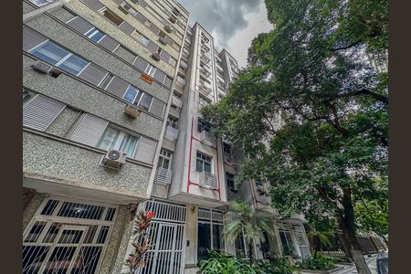 Apartamento à venda com 60m², 2 quartos e 1 vaga
