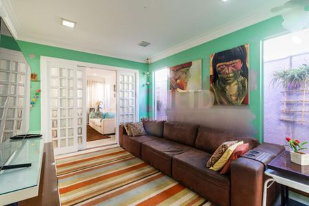 Casa à venda com 3 quartos, 320m² em Planalto Paulista, São Paulo