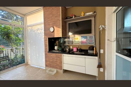 Apartamento à venda com 240m², 3 quartos e 3 vagas Apartamento à venda com 240m², 3 quartos e 3 vagasFoto 02