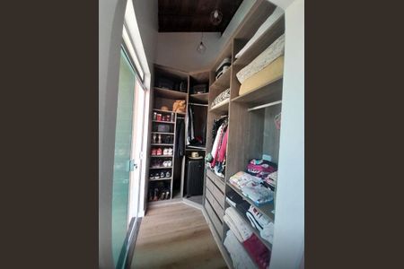 Casa à venda com 4 quartos, 160m² em Vila Galvão, Guarulhos