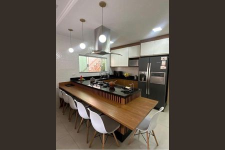 Casa à venda com 4 quartos, 160m² em Vila Galvão, Guarulhos