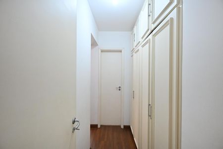 Apartamento à venda com 135m², 3 quartos e 3 vagasArmário da Suíte 1