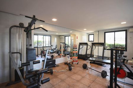 Apartamento à venda com 135m², 3 quartos e 3 vagas Apartamento à venda com 135m², 3 quartos e 3 vagasAcademia