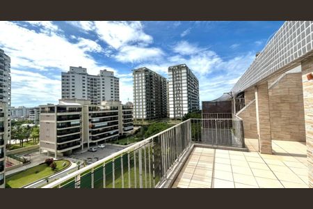 Apartamento à venda com 177m², 3 quartos e 2 vagas Apartamento à venda com 177m², 3 quartos e 2 vagasÁrea externa