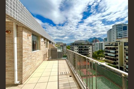 Apartamento à venda com 177m², 3 quartos e 2 vagas Apartamento à venda com 177m², 3 quartos e 2 vagasÁrea externa