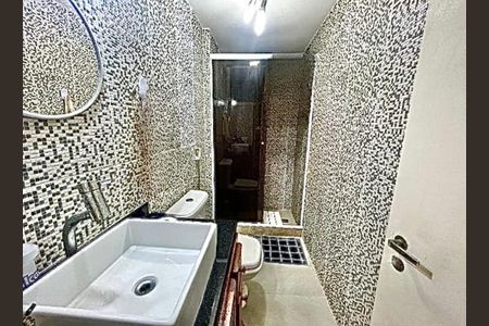 Banheiro da Suíte de apartamento à venda com 3 quartos, 177m² em Barra da Tijuca, Rio de Janeiro