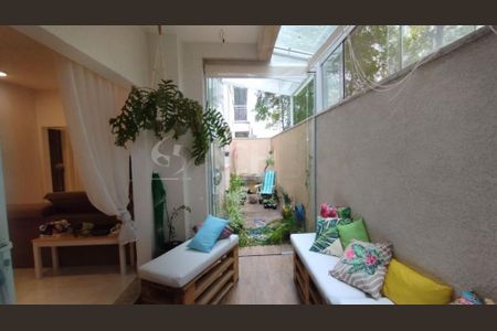 Apartamento à venda com 73m², 2 quartos e 1 vaga