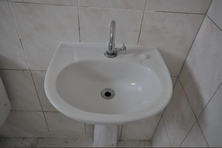 Banheiro de casa para alugar com 1 quarto, 40m² em Jardim Brasil (zona Norte), São Paulo